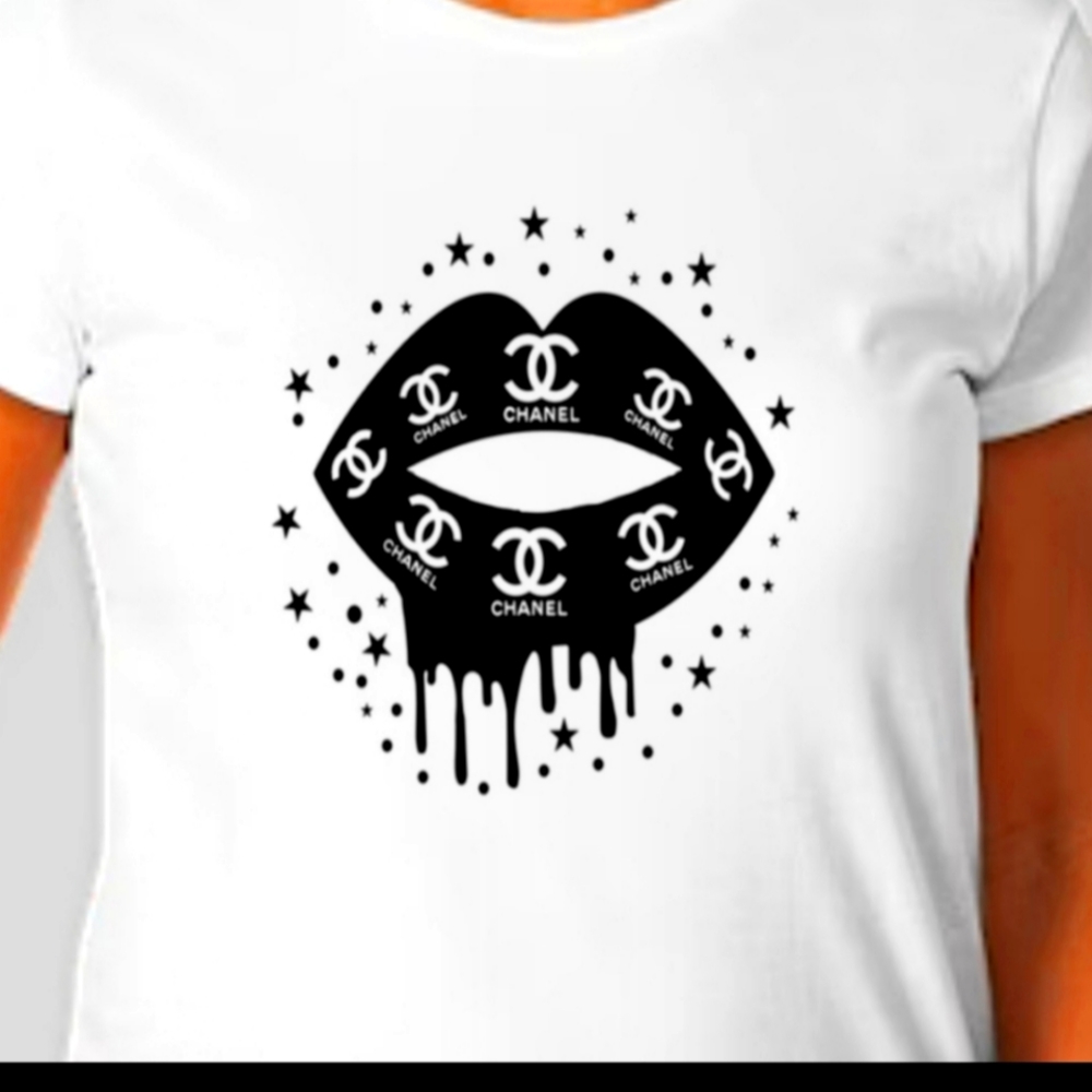 CHANEL LIPS Cute woman Tshirt.